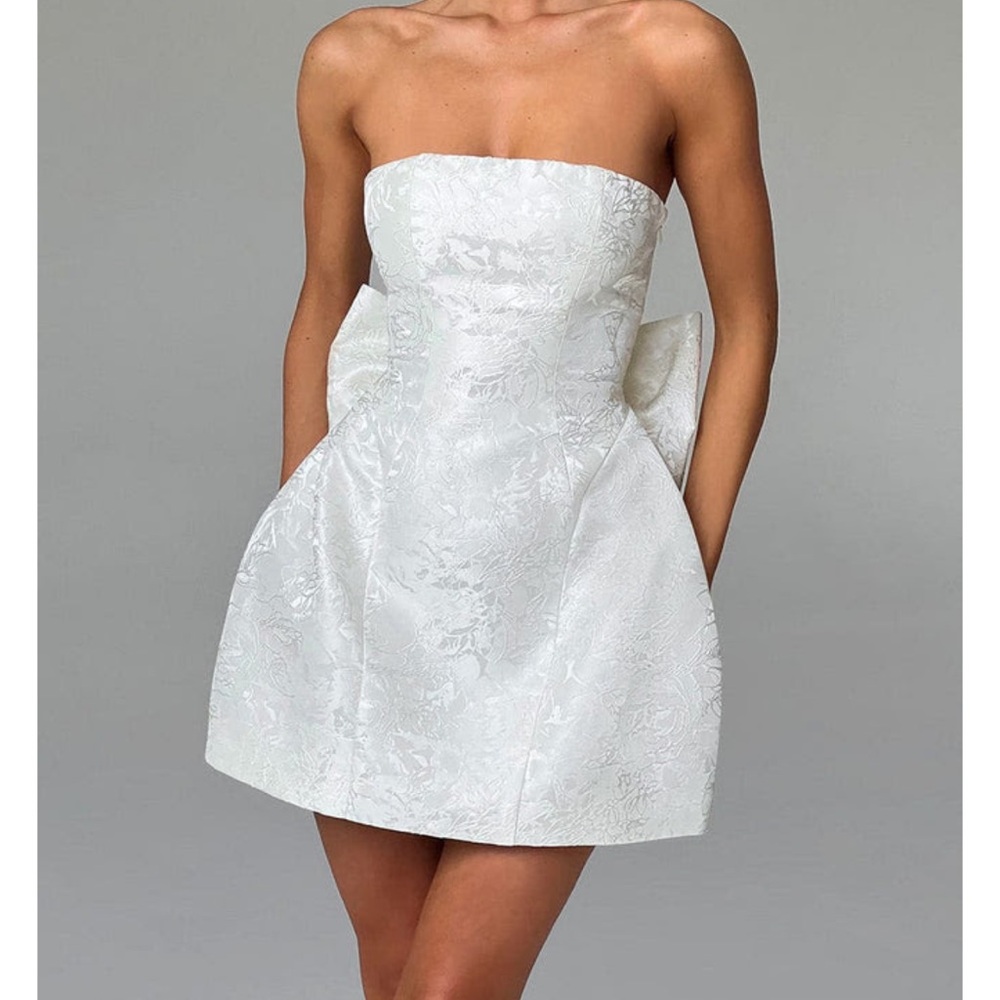 ELENOR mini dress size S from Babyboo. Worn once and dry cleaned